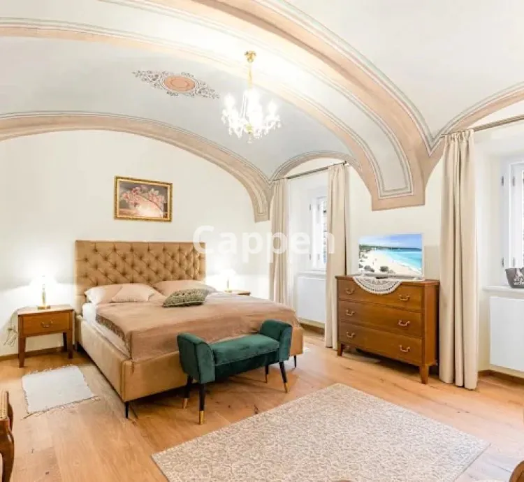 I will take photos of your airbnb in london